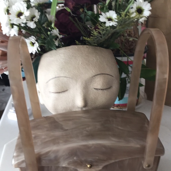 Vintage pearlized Llewelyn marbleized goldtone lucite hand bag circa 1950, 60s - Picture 3 of 10